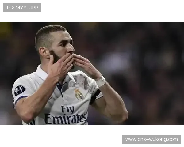 本泽马表态愿回法国队，前里昂球探称其可助年轻球员成长。